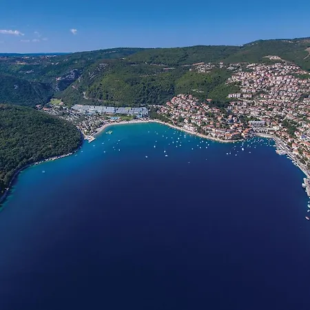 Awesome In * Koromačno